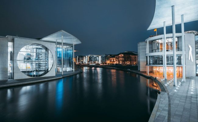 imageye___-_imgi_1_tobias-reich-Mkx-C-DrHqY-unsplash-min